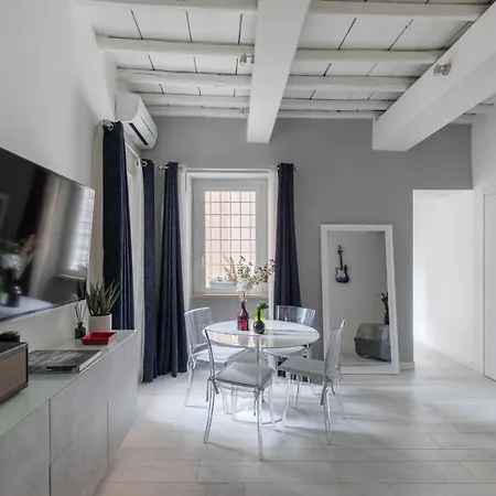 Iflat The G Flat Apartment